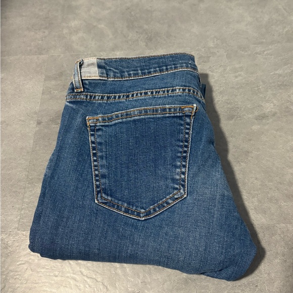 Zara • Raw Hem Jeans - Picture 4 of 9